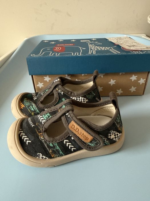 D d step домашни пантофи