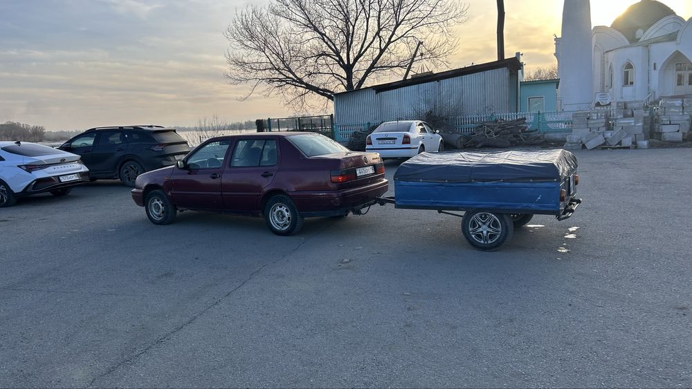 Продам Volkswagen Vento с прицепом без прицепа цена 650 тыс