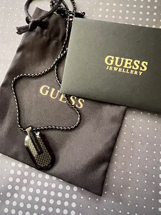 Vand lanț GUESS ca nou