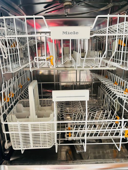 Съдомиялна Miele Professional PG 8080 BW