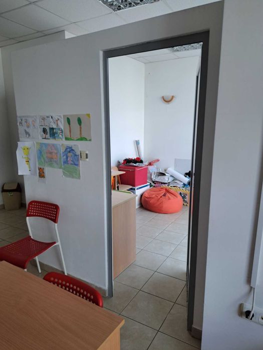 Дава се под наем Офис в Казанлък - 90 кв.м за 348.84 € - Снимка #6