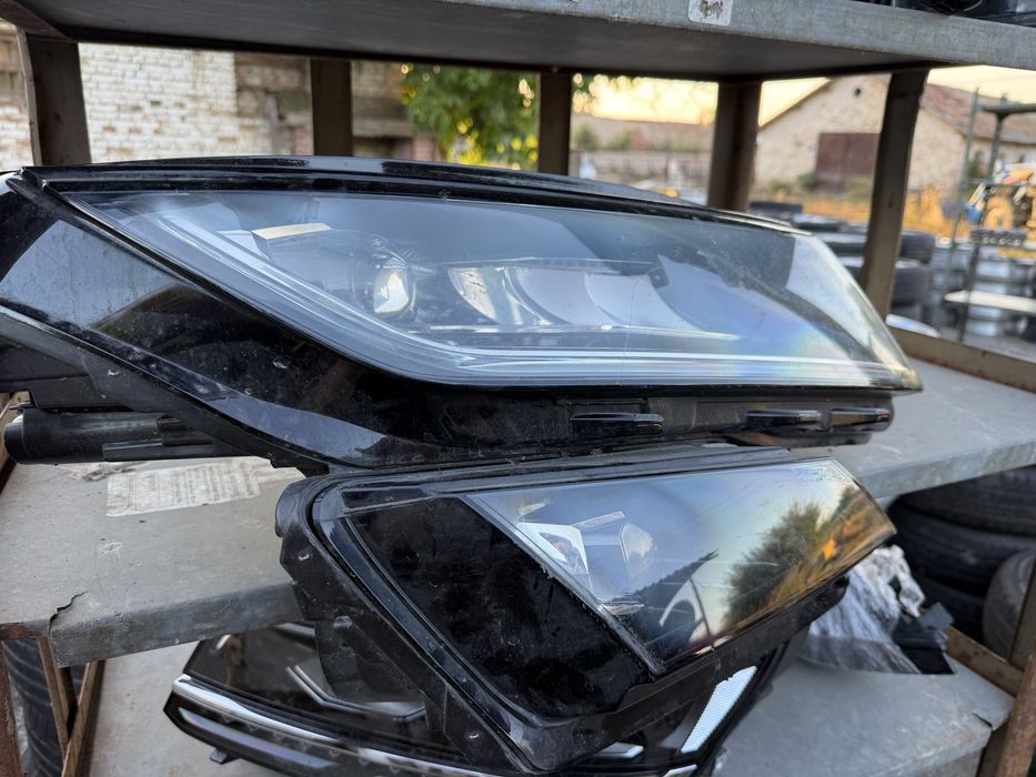 Продавам оригинални фарове за Skoda Kodiaq FULL LED ляв и десен!