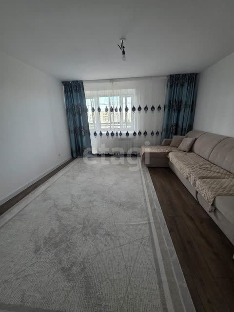 3х комнатная в 19мкр