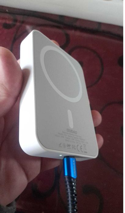 baterie externa 10000mA powerbank MagSafe wireless , usb , type c