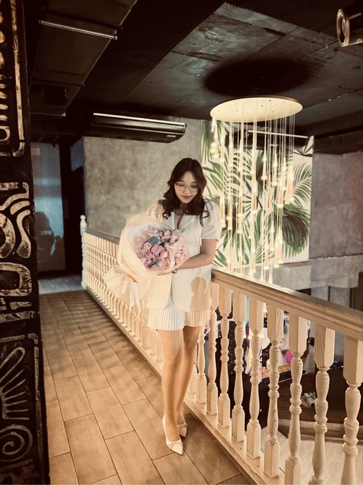 Платья по 8-10 тысяч