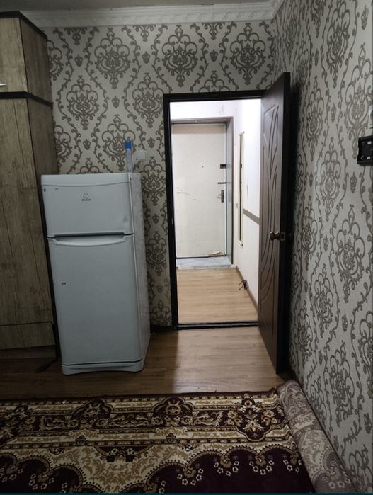 Продаётся 1 комнатная квартира на юнусабаде