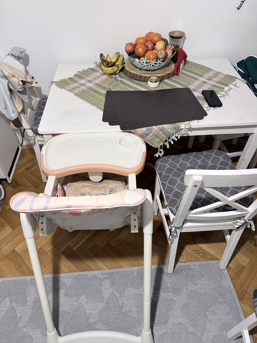Scaun de masă KinderVibe pliabil, reglabil, 6 luni+ – stare foarte bună