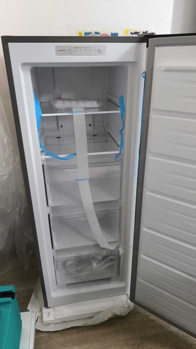 Морозильная камера SNOWCAP FR NF 179 S