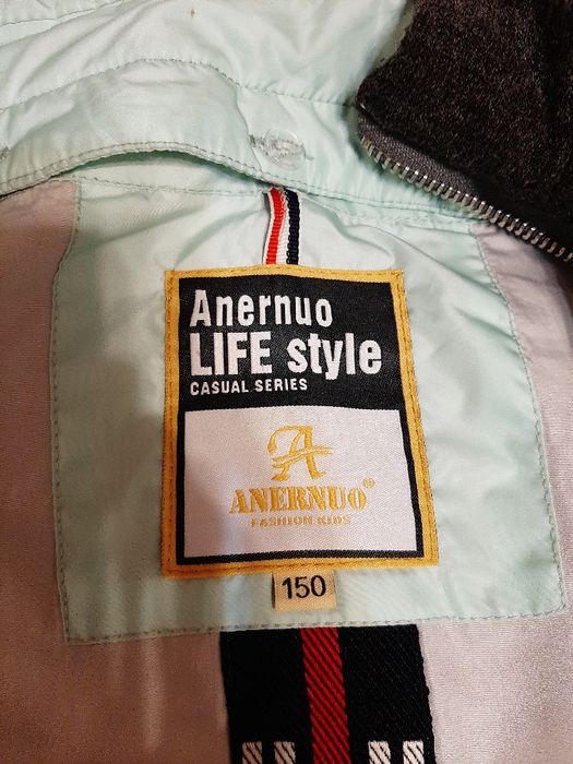 Курточка фирмы Anernuo