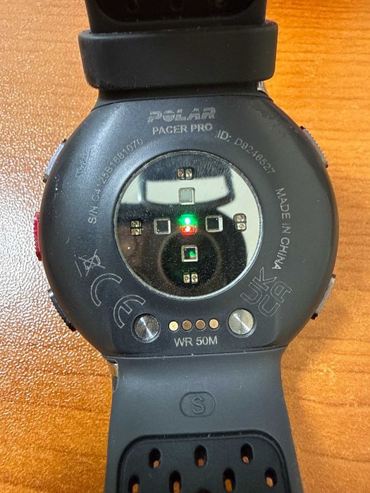 Polar Pacer Pro - Премиум спортен часовник - Почни НОВ - Без следи от употреба