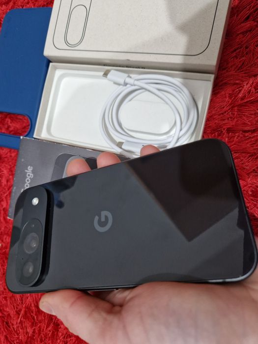-Google Pixel 9, Nou, 128Gb, 12Ram, 10 cicluri incarcare, Negru, bat: