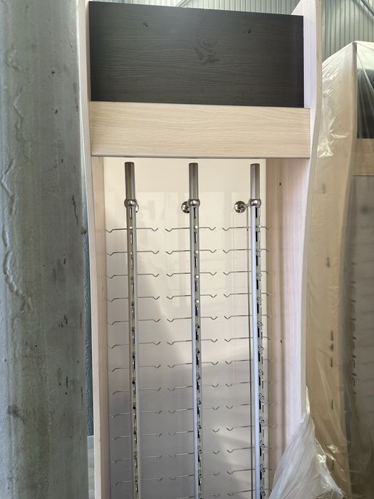 Ветрины для очков