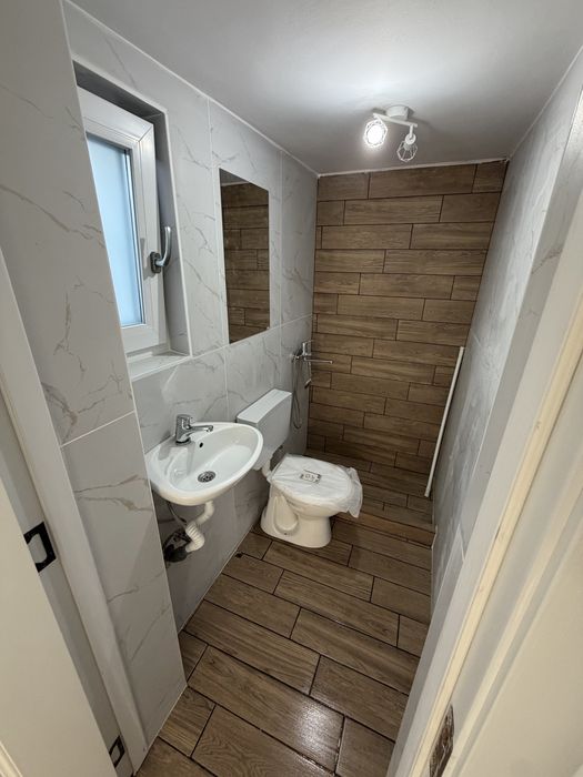 Inchiriez apartament in Letcani strada Principala