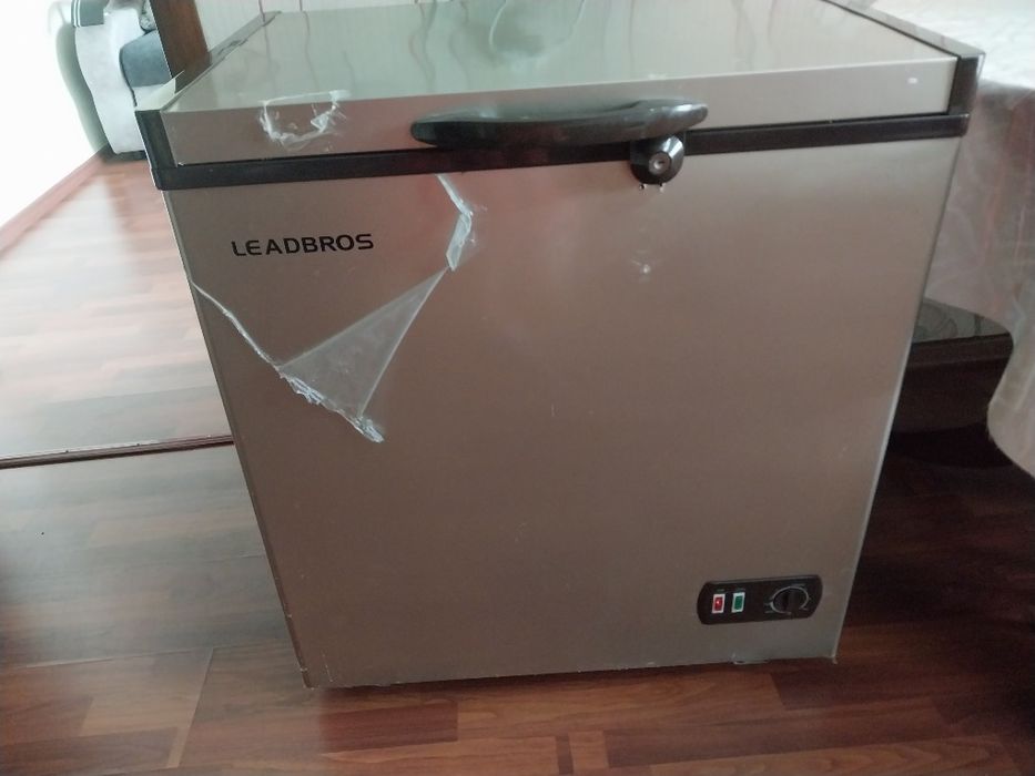 Продам новый морозилку
