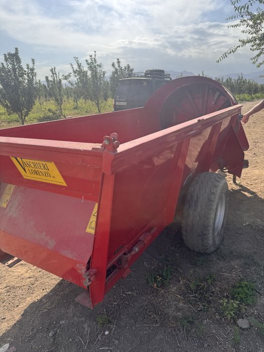 Разбросыватель навоза