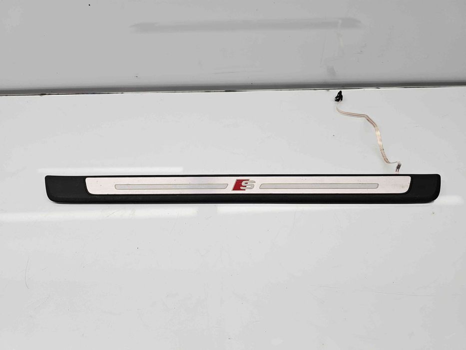 Ornament prag dreapta fata Audi A4 (8W2, B9) [Fabr 2015-2023]