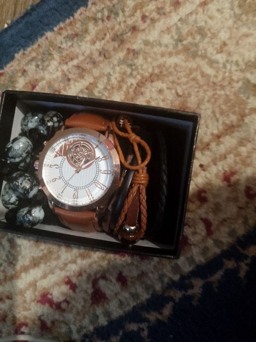 Продам часы мужские