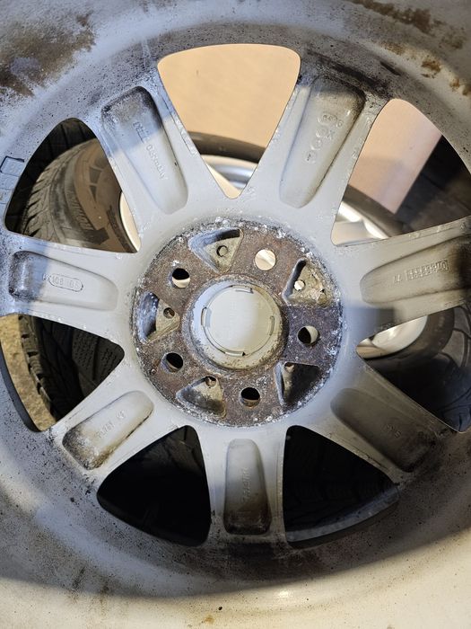 4 jante 5x108 R17 cu anvelope iarna 235 60 17 Goodyear