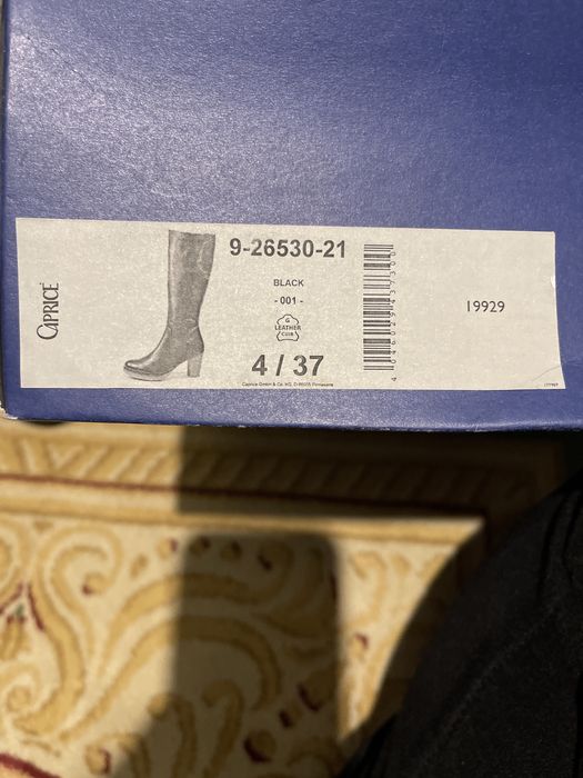 Обувь.В отличном состоянии.