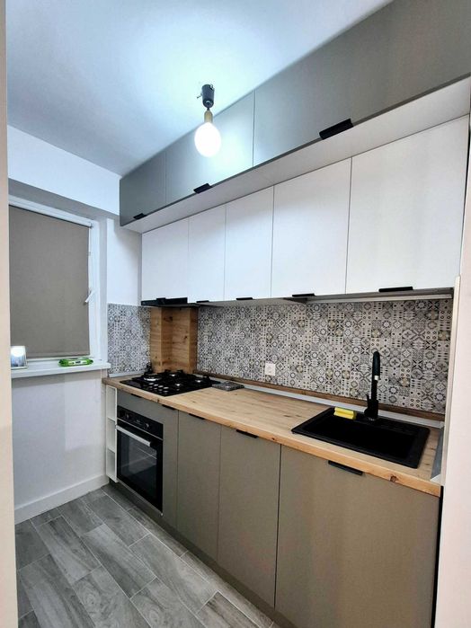 Inchiriez garsoniera Lapus mall Electro