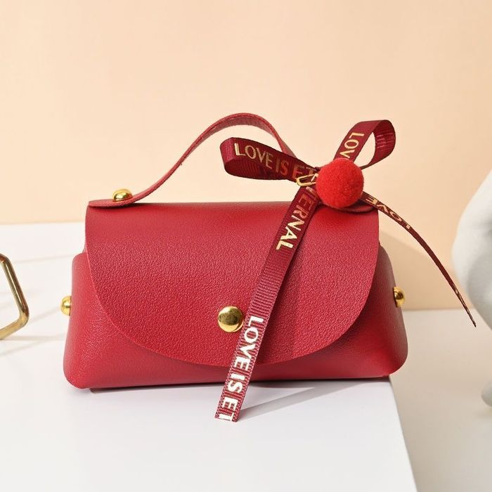 Тойбастар и бонбоньерки