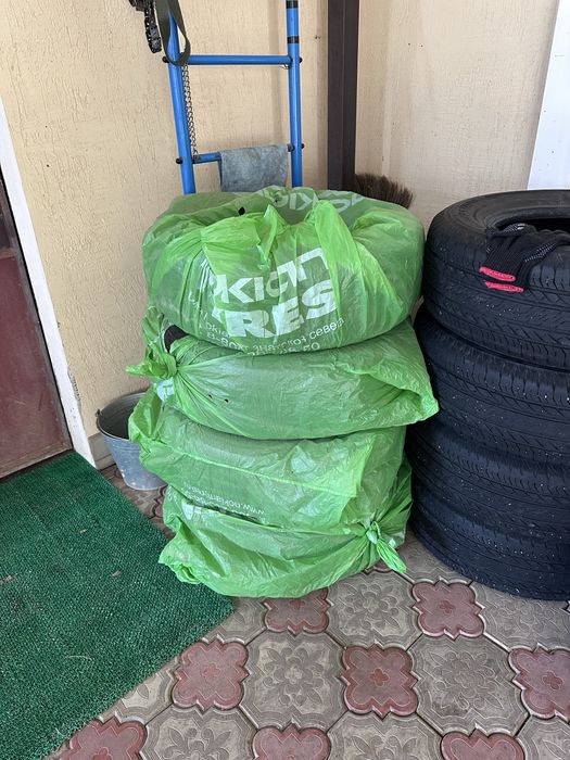 Продам автошины.