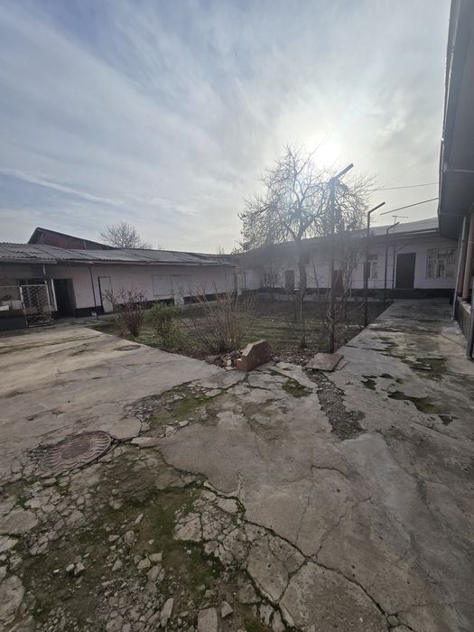 Yangiobod 8 sotih yer hisobida sotiladi