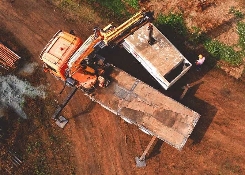 Platforma Tractari Utilaje max 16 Tone. Transport Echipamente Grele.