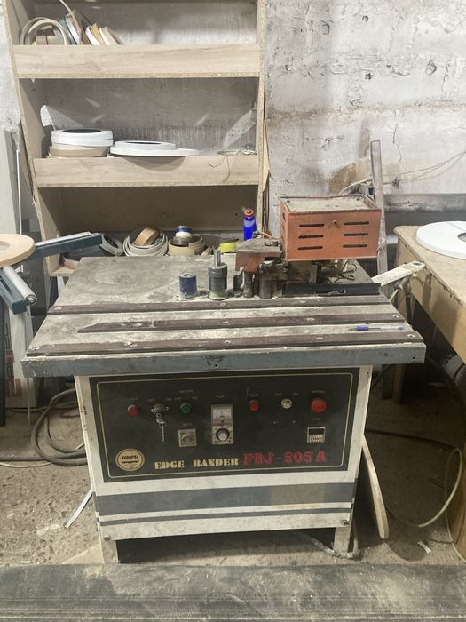 Кромочный станок.