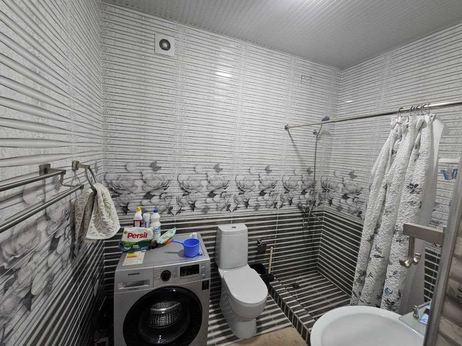 Сергели .Хонтепа Продам отличный 7 комнатный дом на 2.25 сотках.