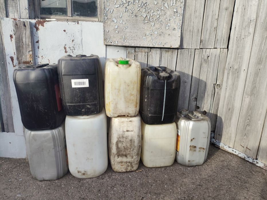 Канистры 20 литровые