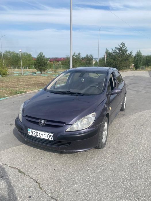 Продаю машину срочно