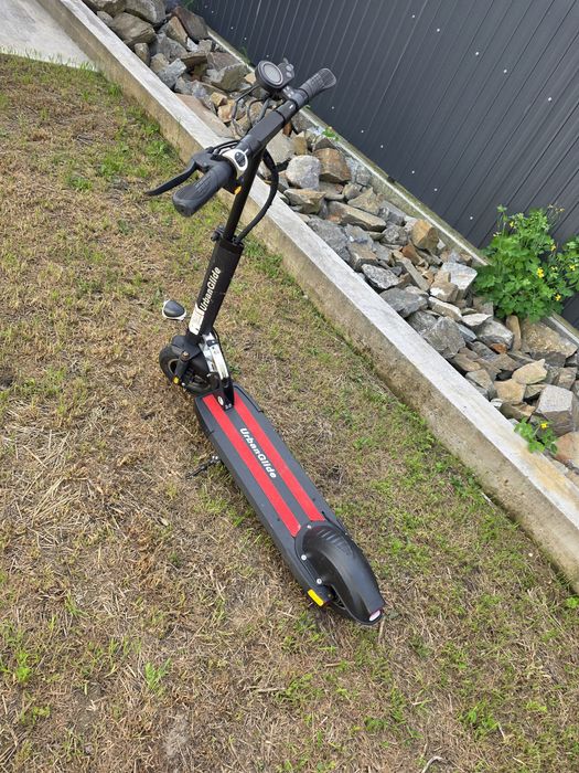 Trotineta electrica Urban Glide 45 km/h, 40 km autonomie