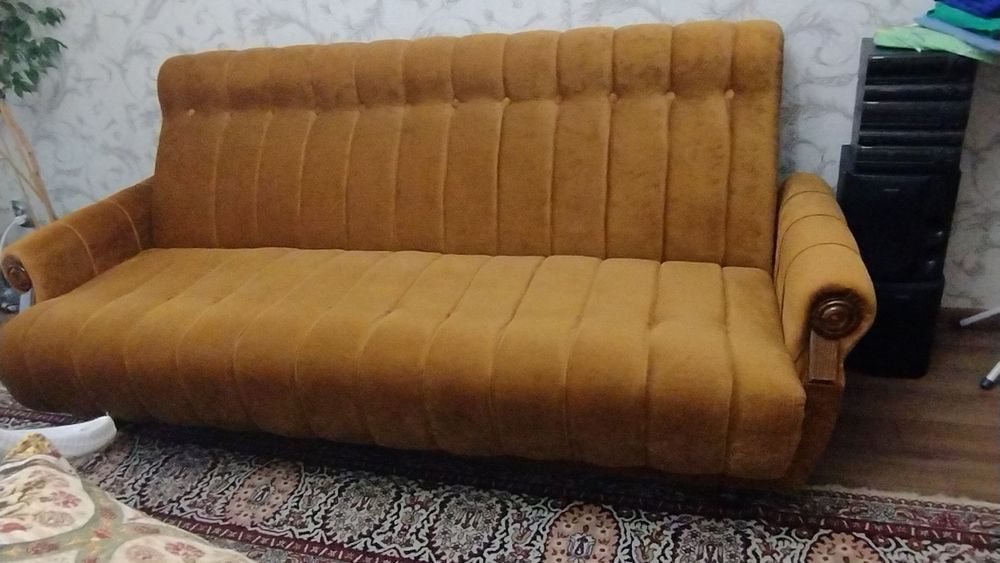 Холна гарнитура цвят "старо злато"