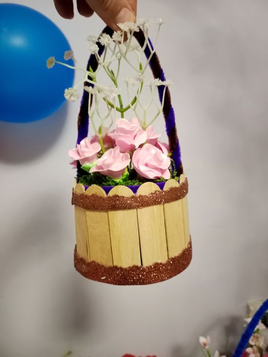 Корзина с цветами