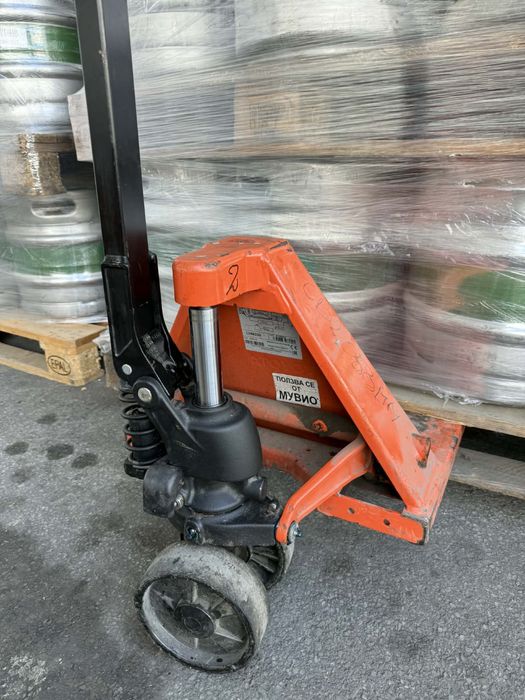 Ремонт на палетни колички на място