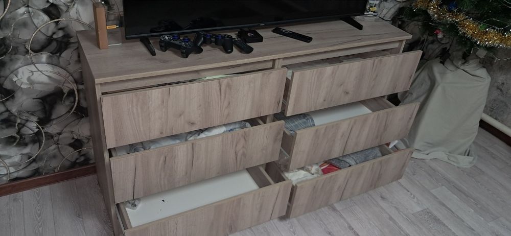 Продам комод, почти новый