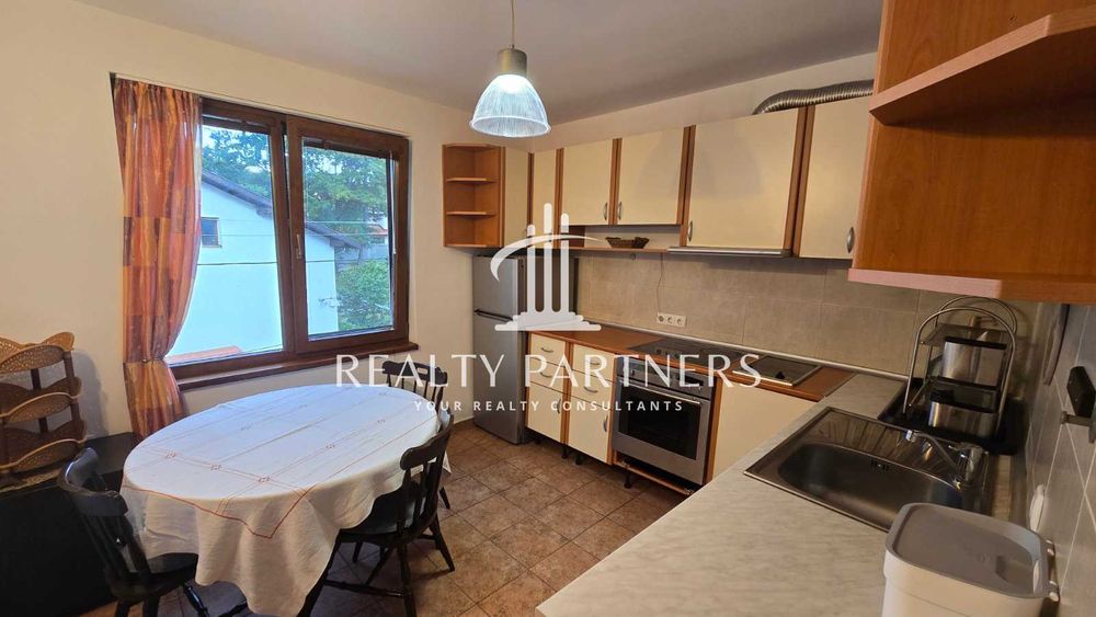 Дава се под наем Етаж от къща в с. Рударци, Област Перник - 75 кв.м за 392.7 € - Снимка #3