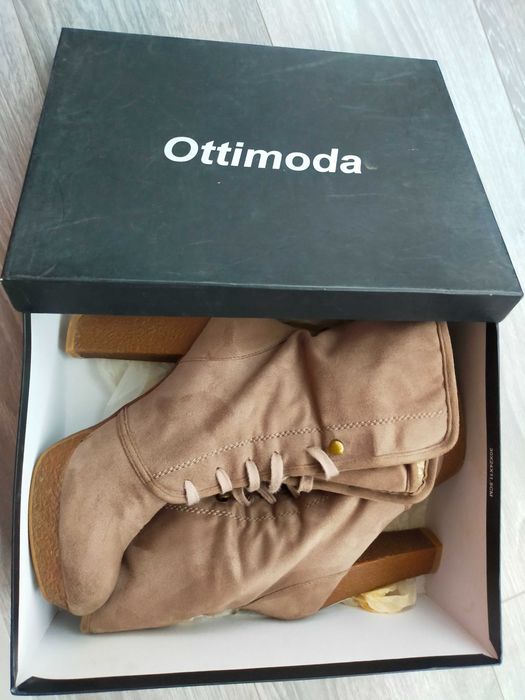 Ghete îmblănite piele întoarsă