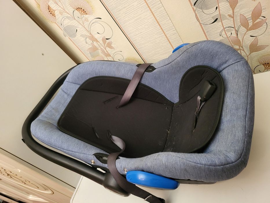 Отдам даром автокресло