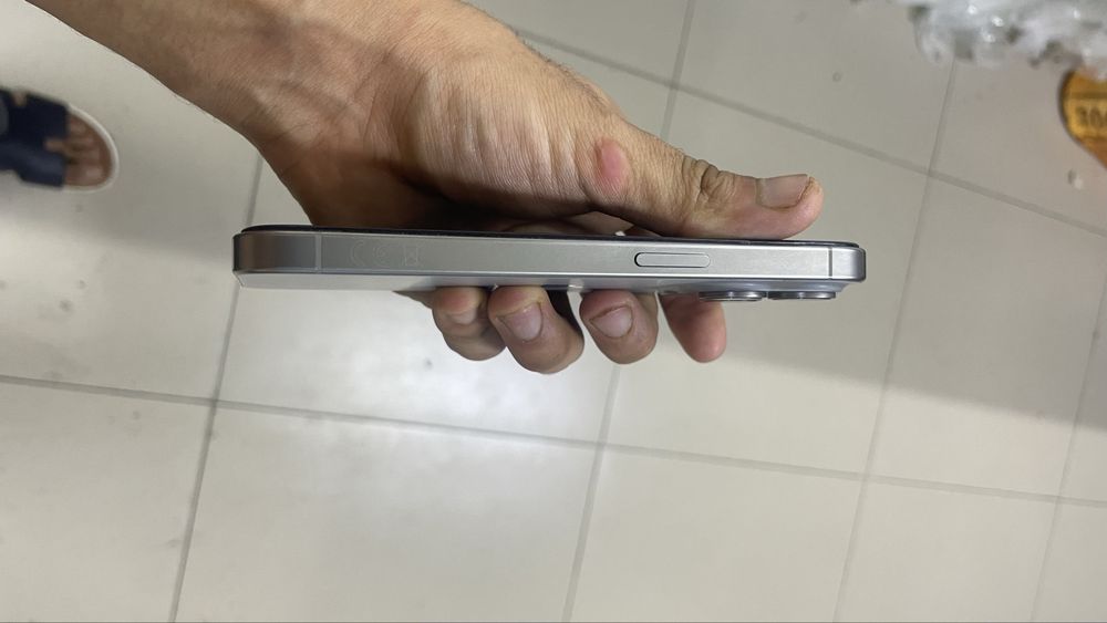 Iphone 15 pro.