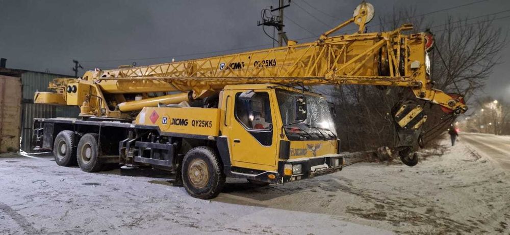 НЕДОРОГО Аренда автокран услуги кран 25 тон Стр 42 метр