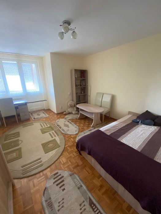 Garsoniera de inchiriat in Oradea