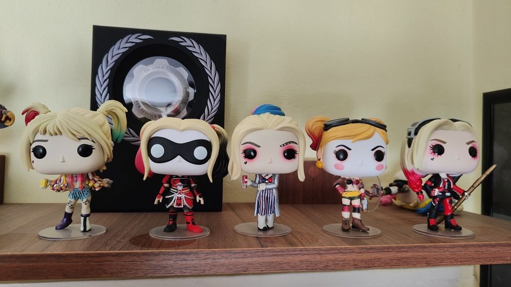 Огромна колекция от фигурки и статуи (Цени в описанието)