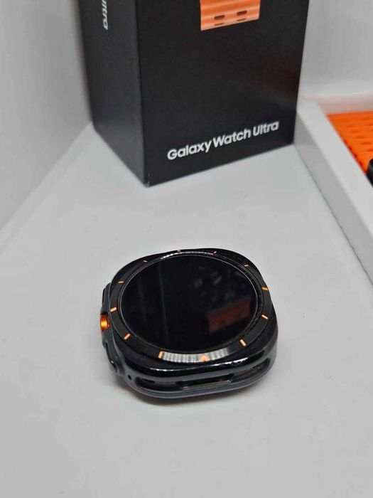 Samsung Galaxy Watch Ultra 2025 – Като Нов | Гаранция до 2026 | Пълен Комплект
