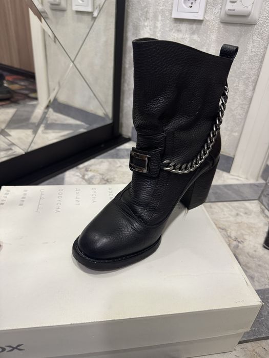 Кожанные ботинки от ilvi