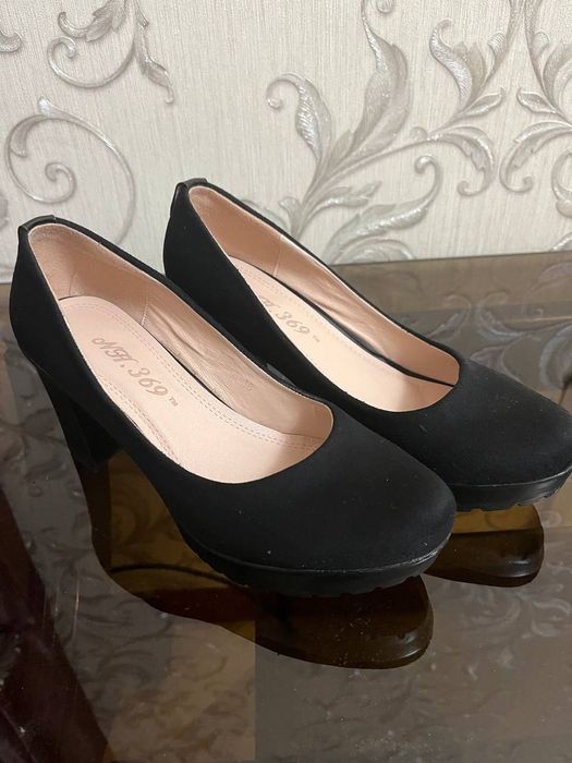 Обувь , туфли замшевые 38 размер