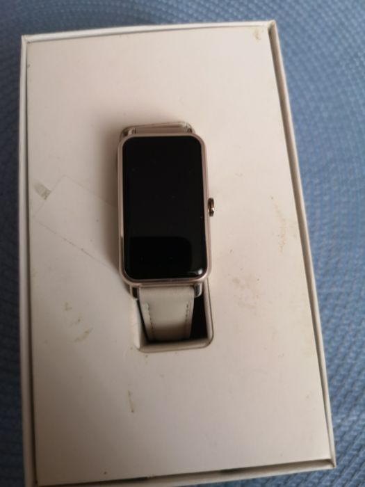 Нов смарт часовник,, HUAWEI "