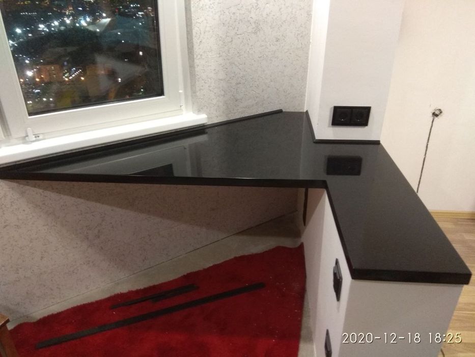 Изготовление столешниц из акрилового и кварцевого камня в рассрочку