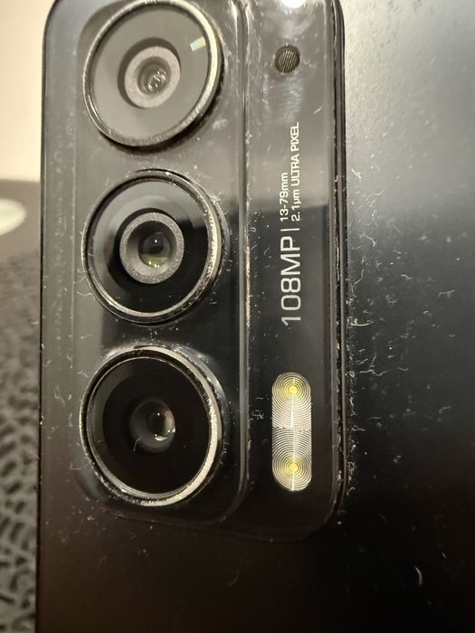 Motorola edge 5G , 8 GB ram